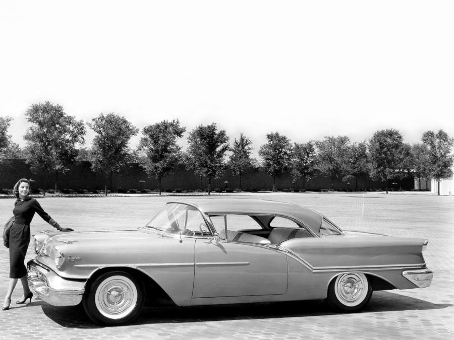  Oldsmobile Super 88 Holiday Coupe 1957 года  (фото 5 из 7)